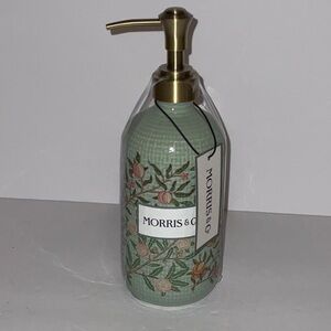 MORRIS & Co. GREEN MULTICOLOR FRUITS CERAMIC HAND SOAP DISPENSER GOLD SPOUT NWT